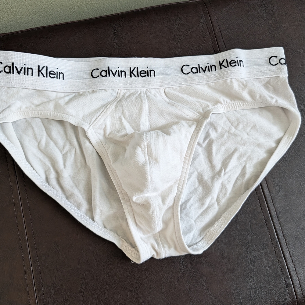 Calvin Klein Men's White Hip Briefs Medium *Special*